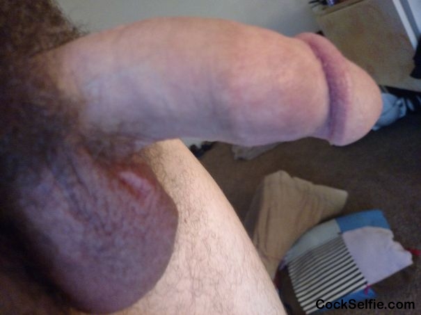 Needs to cum! - Cock Selfie