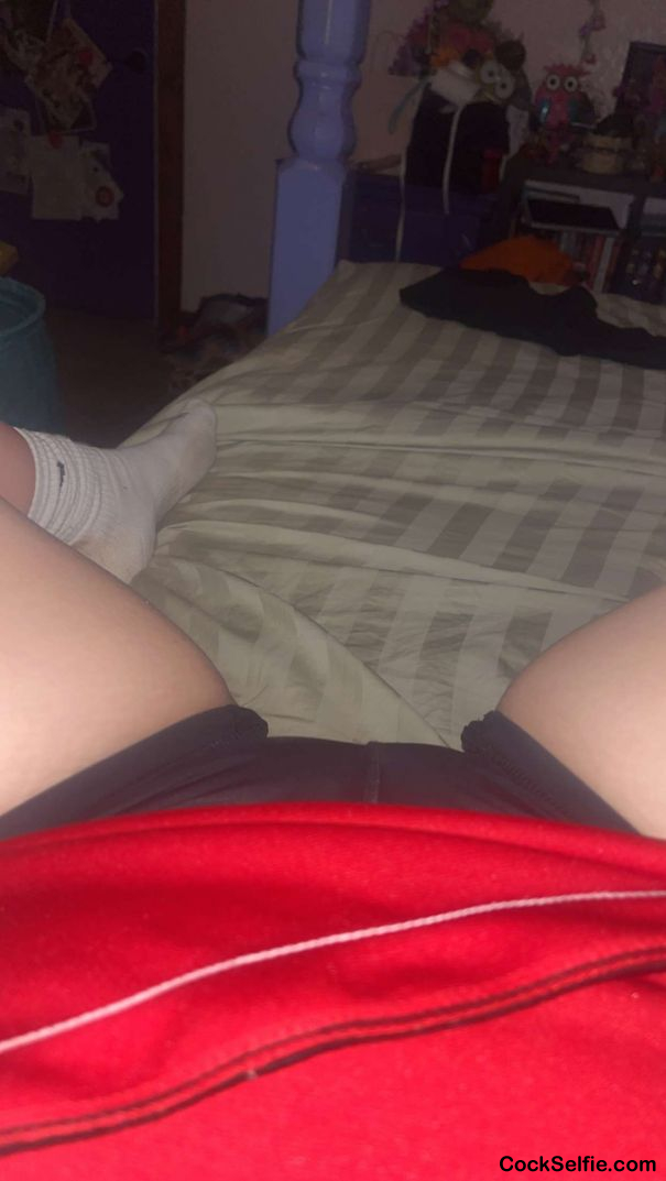 She's spreading her legs for my cock - Cock Selfie