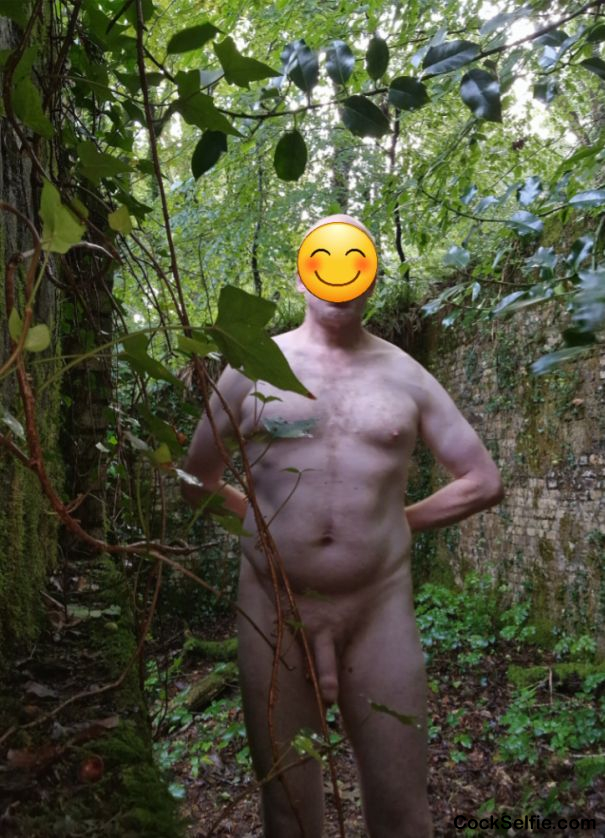 outdoors cock out - Cock Selfie