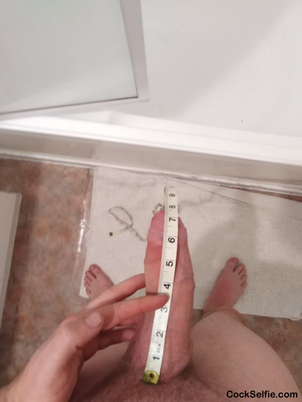 Genuine 7.5 no tricks with the tape here - Cock Selfie