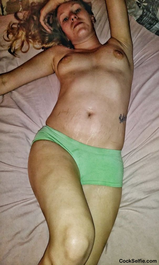 my wife Sabrina exposed. she is 31yo in North Carolina and unaware she's exposed - Cock Selfie