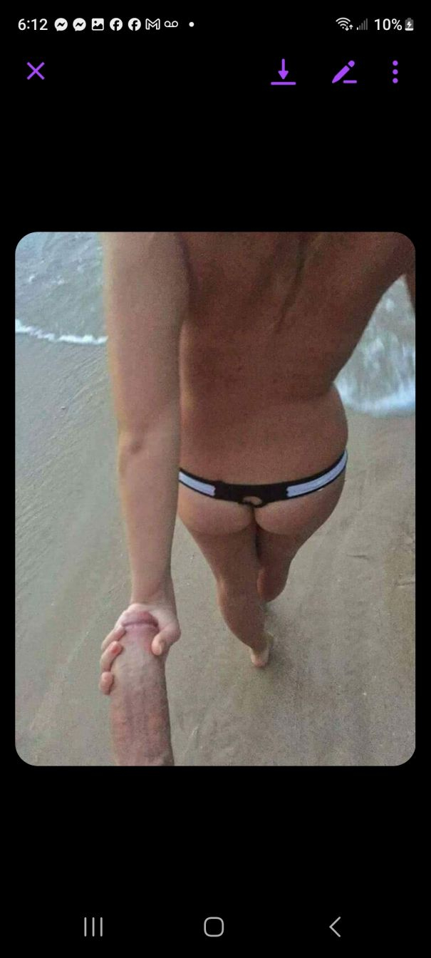 Beach strolling - Cock Selfie