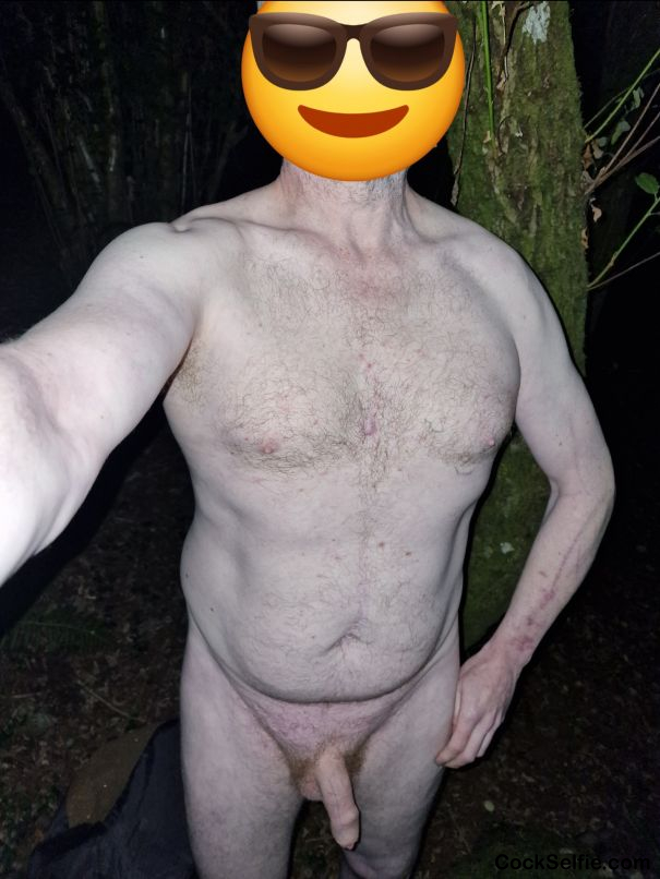 outside - Cock Selfie