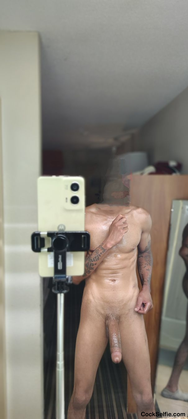 I'm so huge go see my videos message me how to see my videos - Cock Selfie