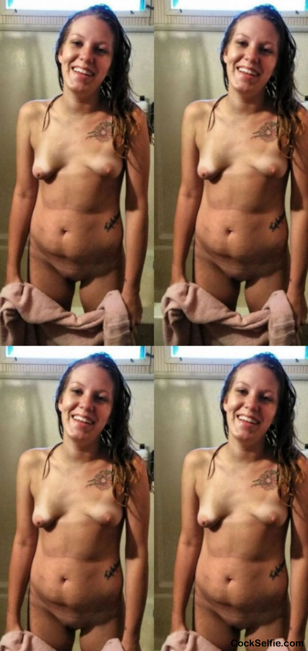 Sabrina Rowland is 31yo mom from Statesville North Carolina and unaware I expose her - Cock Selfie