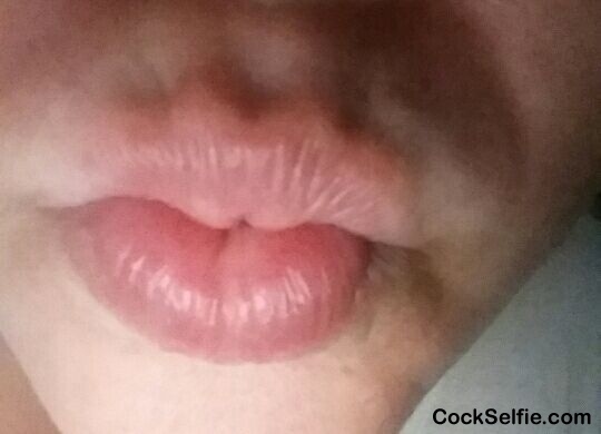 My DSLs kiss me - Cock Selfie