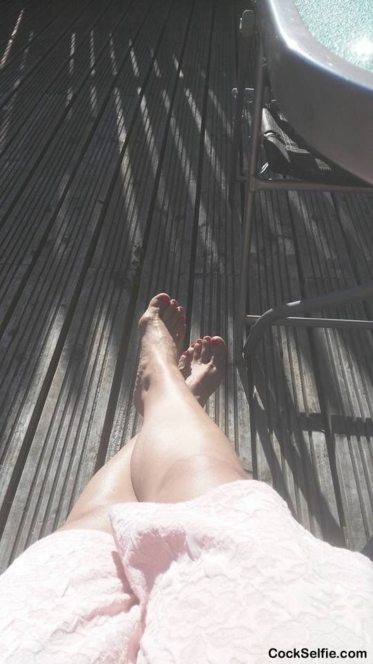 Anyone like feet ? - Cock Selfie