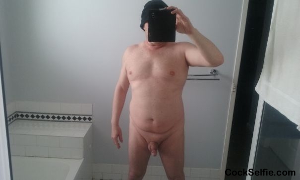 My Body looks liks an 82 year old - Cock Selfie